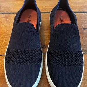 Rothy’s Model 006 The Sneaker Maritime Lattice Stitch in Size 7